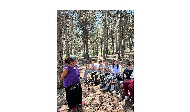 Gezici Kütüphane çocukları masallar ile buluşturdu