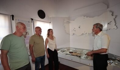 Lozan Barış Antlaşması’nın 102. yılı Konak’ta kutlandı