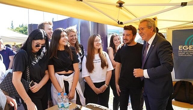 Ege Üniversitesi, Yeni Öğrencilerine Kapılarını Açıyor