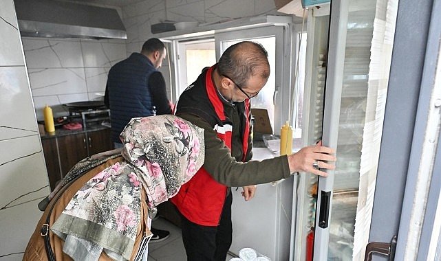 Manisa’da Okul Çevrelerine Yoğun Seyyar Satıcı Denetimi