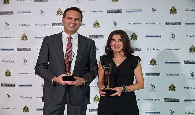 Jolly, Stevie Ödülleri’nde İki Bronz Zafer Elde Etti