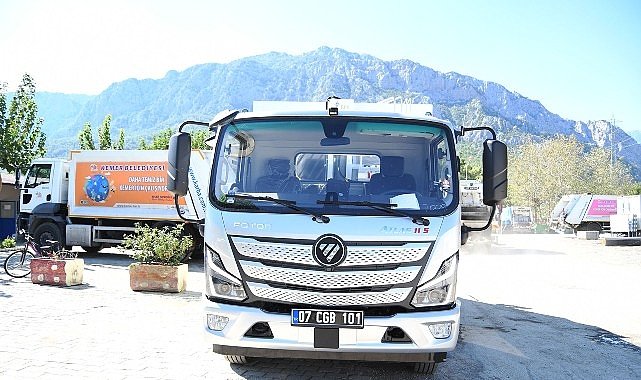Kemer Belediyesi Çöp Kamyonu Filosuna Yeni Katılım