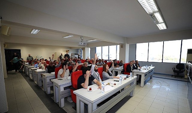 Menderes 2026 Bütçesi Meclisten Geçti